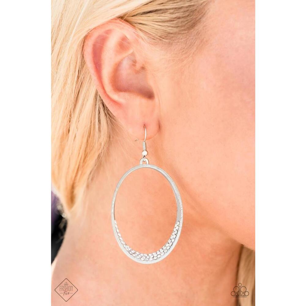 Paparqzzi Rhinestone Oval Hoop Earrings Womens/Must Love Sparkle